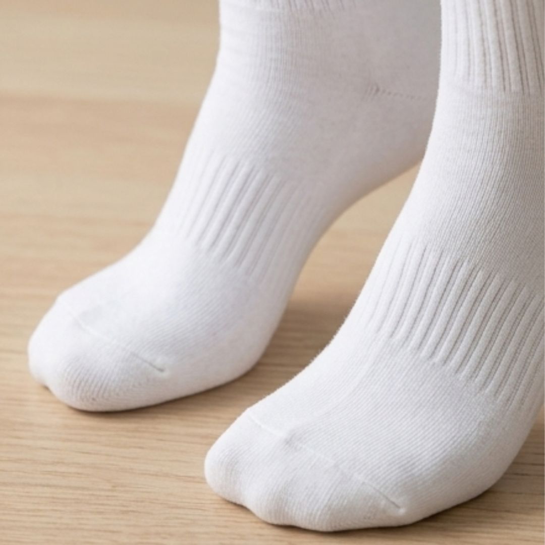 Snurky Sneaker Socken aus Bio Baumwolle Ansicht von vorne