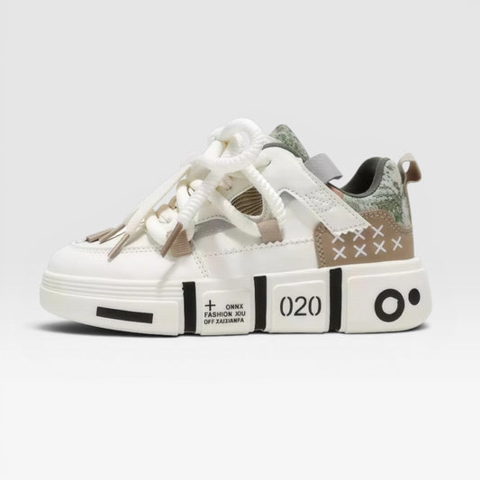 Snurky 020 Kinder Sneaker weiß mit beige Details – breite Zehenbox, leicht und bequem für Mädchen & Jungen
